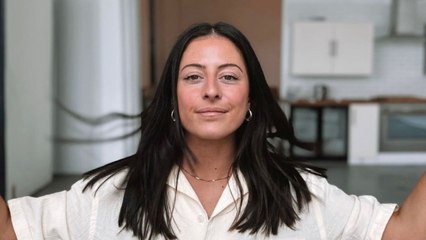 Woman quit Hinge to start "dating herself" and says it changed her life