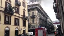 Incendio a Torino, colonna di fumo nero visibile a chilometri di distanza