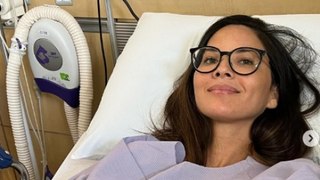 L'attrice Olivia Munn è crollata dopo essersi vista dopo la mastectomia