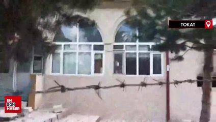 Tokat'ta 5.6 büyüklüğündeki depremde cami ve ahırlar hasar aldı