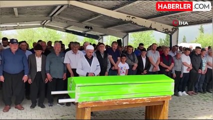 Mersin'de kazada hayatını kaybeden işçi Osmaniye'de toprağa verildi