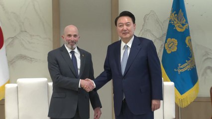 尹, 미한재계회의 위원장 접견...지지·기여 당부 / YTN