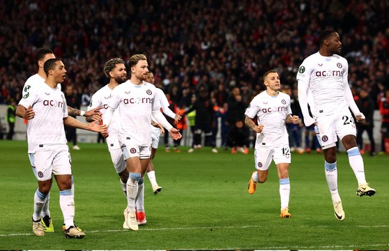 بركلات الترجيح.. أستون فيلا يُطيح بليل ويتأهل إلى نصف نهائي دوري المؤتمر