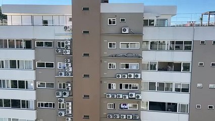 VÍDEO trabalhador fica gravemente ferido ao cair do 7º andar de edifício em Criciúma