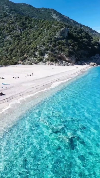 LA PLUS BLANCHE des plages de Sardaigne : Cala Sisine [@chikk0esu]