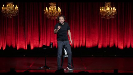 Fabrice Éboué - Adieu Hier (2023) : Un Spectacle Cinglant sur la Société Moderne 🎤