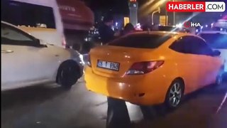 Ankara'da 3 aracın karıştığı zincirleme kaza: 3 yaralı