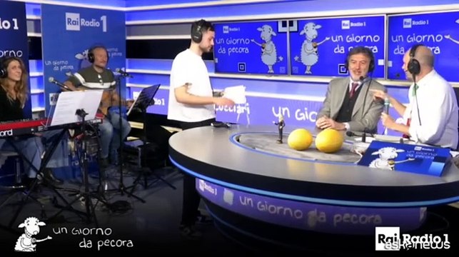 Marco Marsilio si taglia la barba dopo la vittoria in Abruzzo