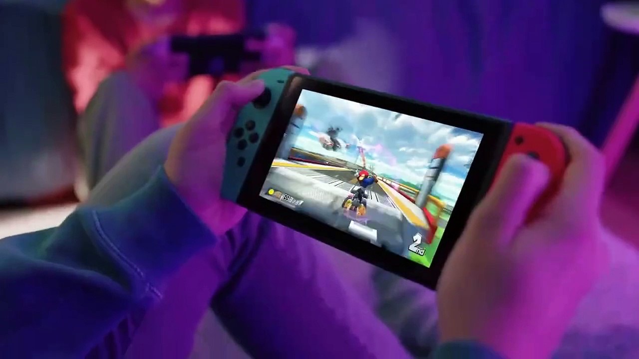 Nintendo Switch (Modelo OLED) - Tráiler "Mario Kart 8 Deluxe & Splatoon 3"