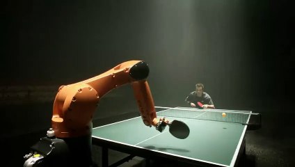 Robot vs humano en partido de ping-pong