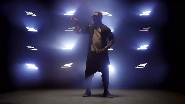 Will.i.am diseñó un Lexus NX que captura fotos panorámicas mientras conduces