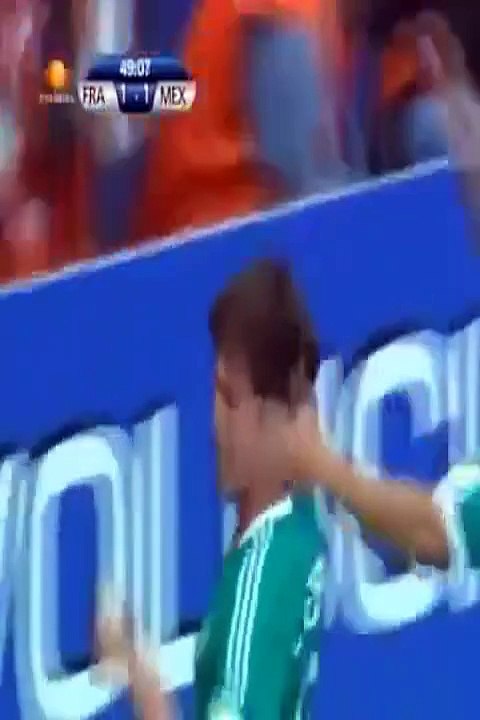 6 - Carlos Fierro