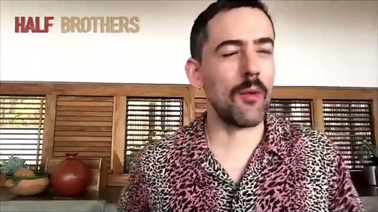 Entrevista a Luis Gerardo Méndez - "Half Brothers"