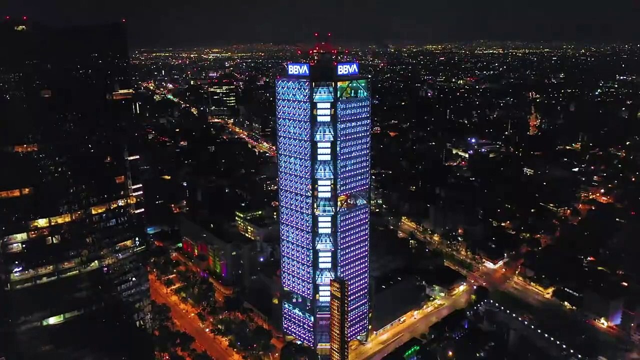 Así celebra BBVA a Rayadas como campeonas de la Liga BBVA MX Femenil