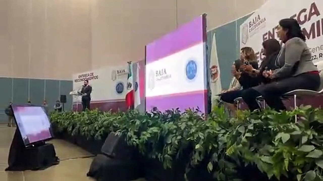La gobernadora reconoce esfuerzos realizados en el combate a corrupción