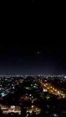 Captan misterioso objeto cruzando los cielos en Baja California