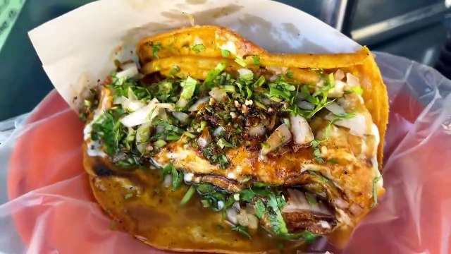 Una Mordida Tacos Tijuana : Tacos de Birria El Paisa