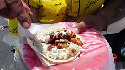 "Una Mordida Tacos Tijuana": Tacos de Pescado Filips