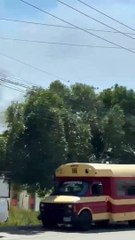 Fuerte incendio se registra en Parque Industrial en Los Pinos en Tijuana