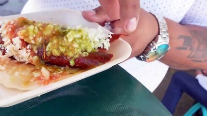 "Una Mordida Tacos Tijuana": Tacos Obregón