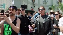 Schwarzenegger le juega bromas a los turistas