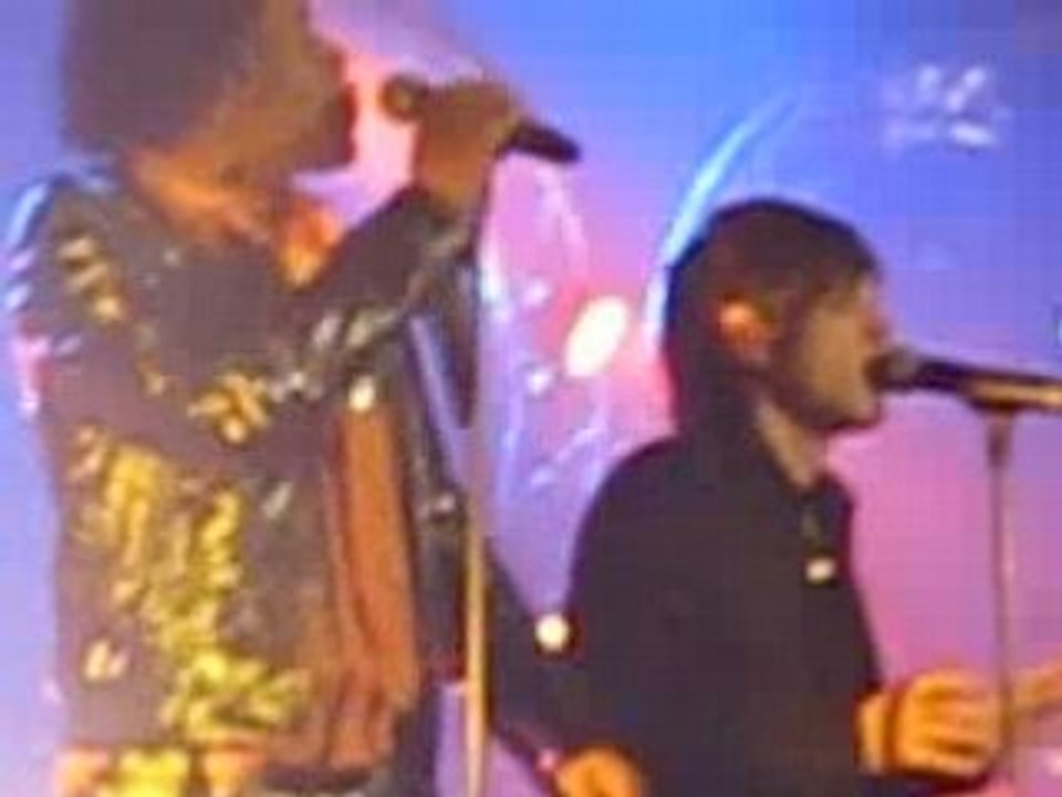 dommage qu'ill ne soit que choriste