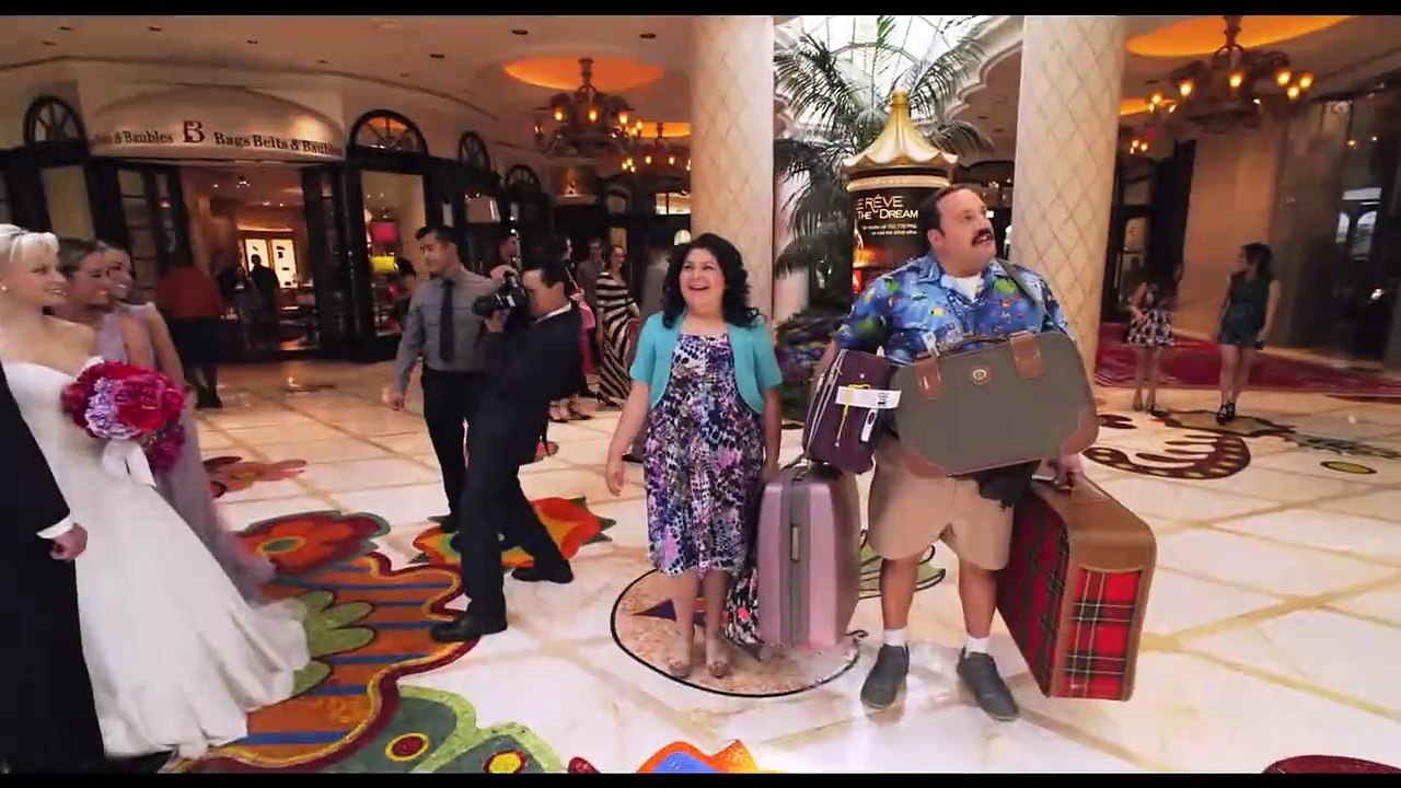 HÉROE DE CENTRO COMERCIAL 2 - Trailer A (Subtit...