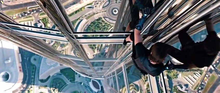 Misión: Imposible: Protocolo Fantasma – Escalando Burj Khalifa