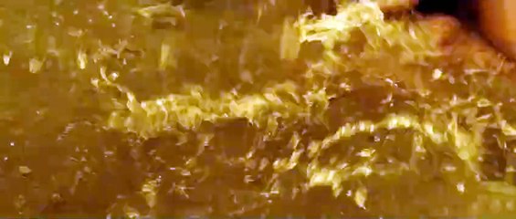 A Tale of Love and Darkness - Clip - Dos Monjes (2015)