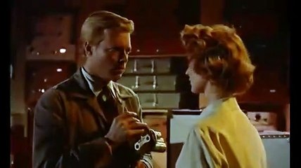 Peeping Tom (trailer)