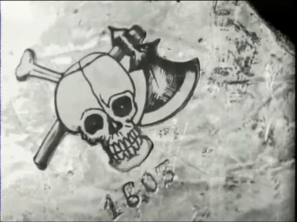 El hacha diabólica - Clip