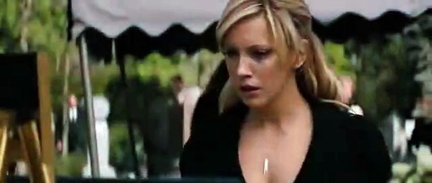 Pesadilla en la Calle Elm - Tráiler