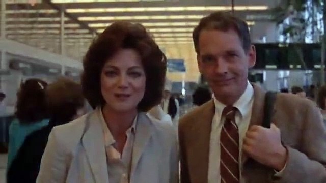 Negocios Riesgosos Trailer