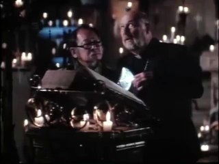 Príncipe de las Tinieblas (1987) - Trailer oficial