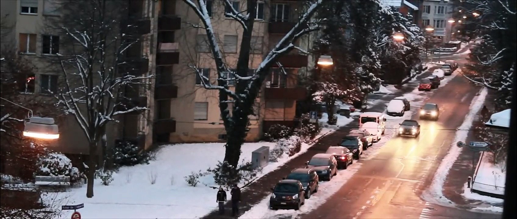 Naked War - Trailer