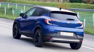 Renault Captur E-tech full hybrid in Esprit Alpine Driving Video
