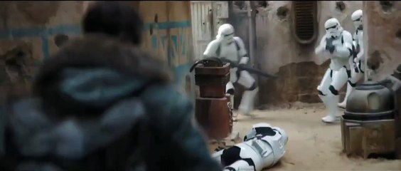 Rogue One: Una Historia de Star Wars - Clip: "Stormtroopers Attack"