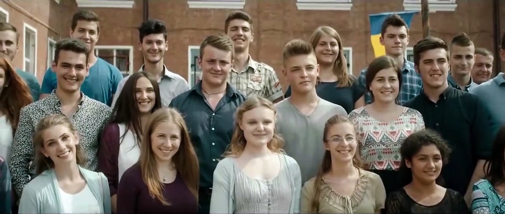 Graduation - Trailer Oficial Original