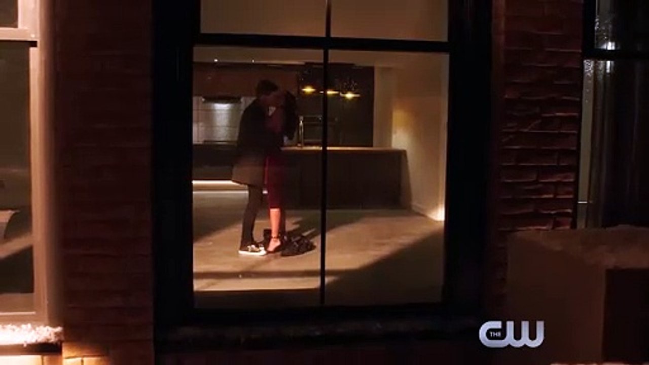 The Flash - Trailer: "The Present"