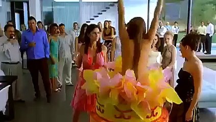 Mini's First Time - Tráiler