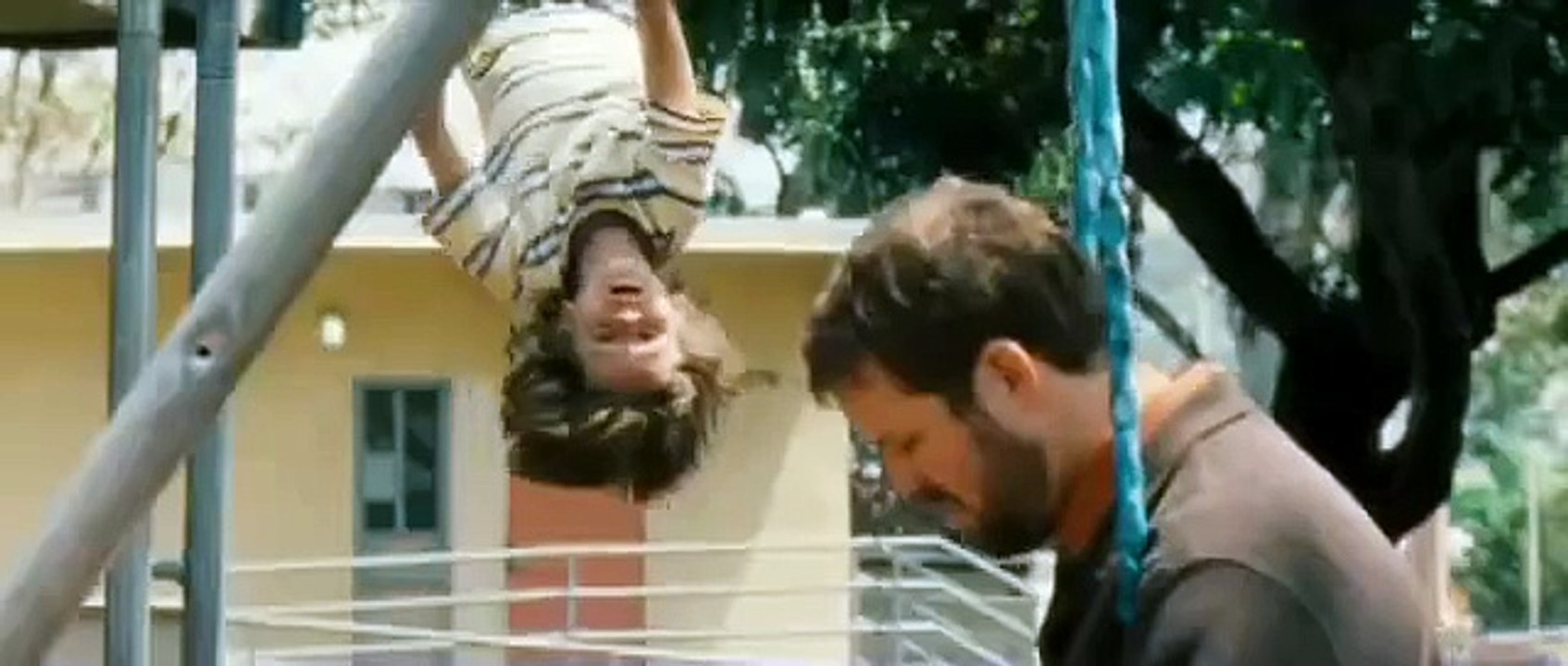 Take - Tráiler