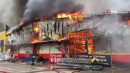 Alev alev yanan markette tahribatın boyutu ortaya çıktı