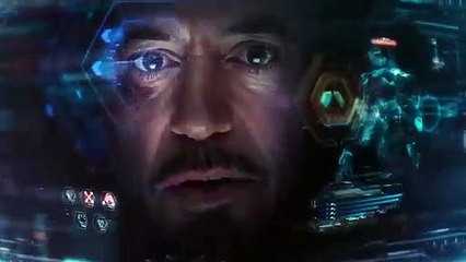 Capitán América: Civil War - Ant-Man se vuelve Giant-Man (Batalla en el aeropuerto)