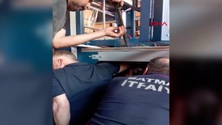 Kolu paketleme makinesine sıkışan işçi, 1 saatlik çalışmayla kurtarıldı
