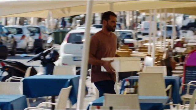 Luzzu - Clip subtitulado en inglés