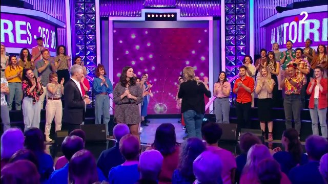 Karine perd sa place de Maestro sur le plateau de N'oubliez pas les paroles .