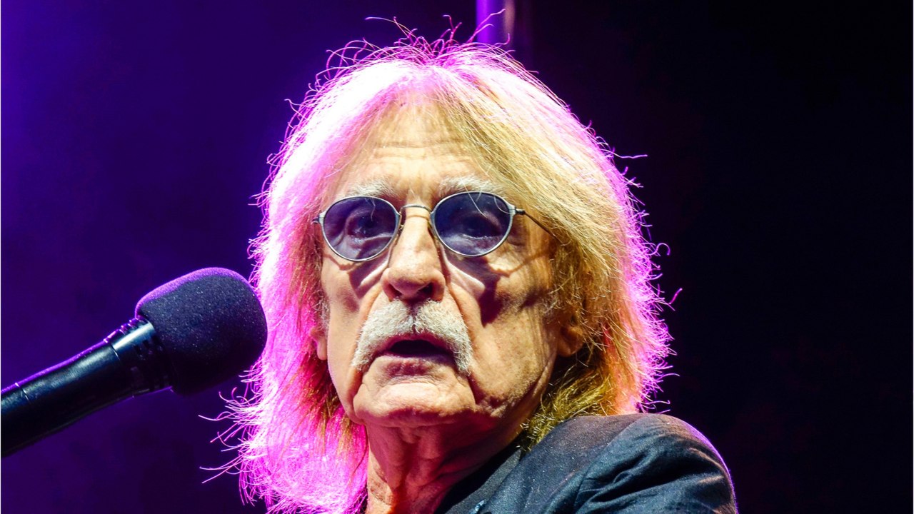 GALA VIDEO - Mort de Christophe : son frère Gérard Bevilacqua “profondément choqué” par son enterrement