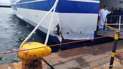 Napoli, nave contro banchina al Molo Beverello: almeno 30 feriti