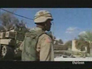 Un tank US démonte une voiture (innocente)