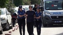 Adana'da derneğe gelen bir kadın tartıştığı iki kadını bıçakladı